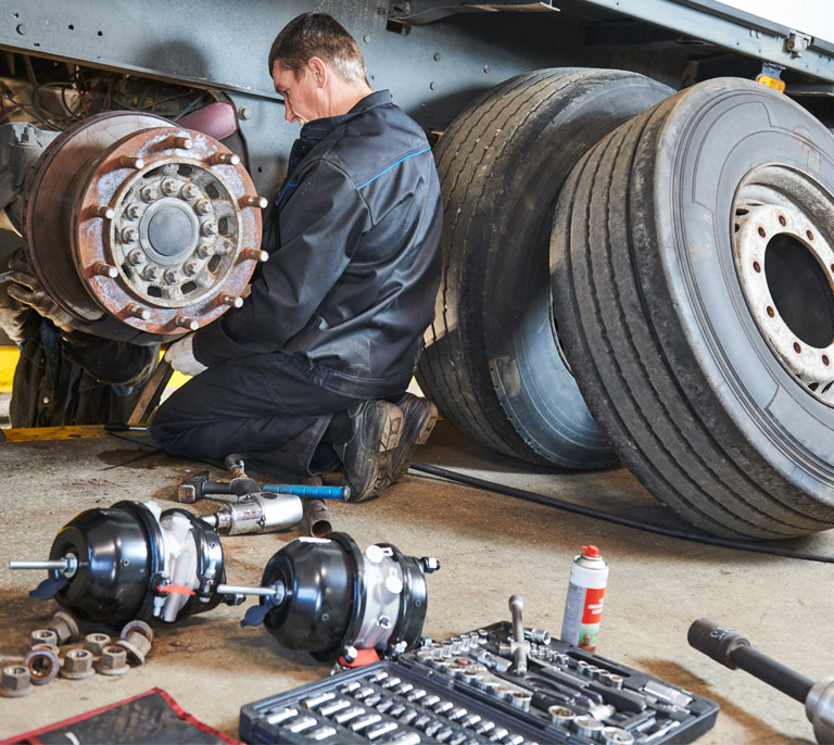 truck-reparatie-remmen-banden-vrachtwagens